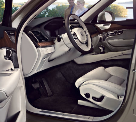 Volvo-interior-seaters-designs